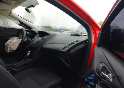 2016 Ford Focus Se из США, поврежденный, VIN 1FADP3K26GL389822